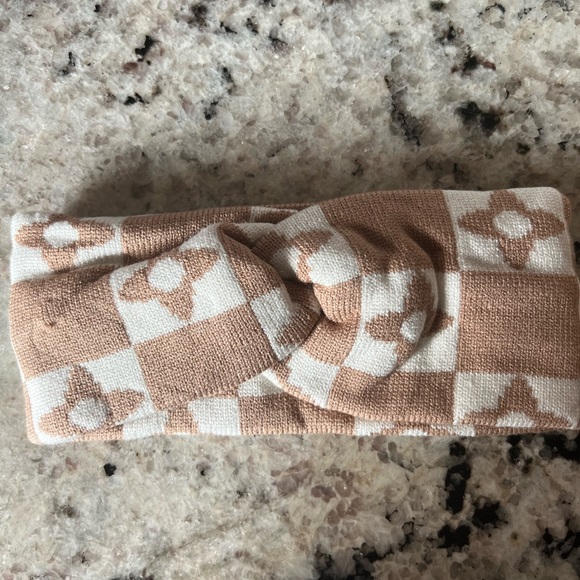 Blossom headband - Picture 1 of 2